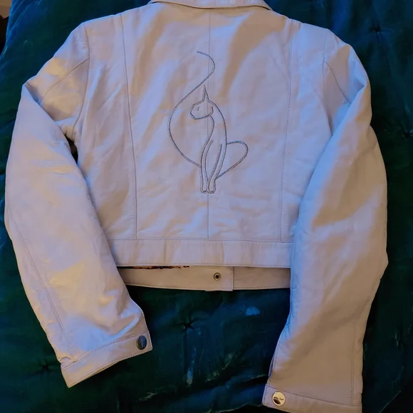 Baby Phat Cream Cropped Leather Jacket with Zipper Details - Picture 5 of 7